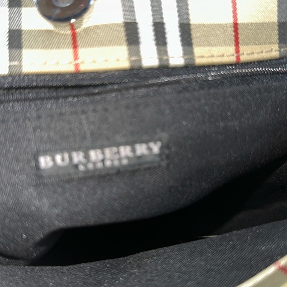 Burberry Totes Bag - Picture 8 of 10